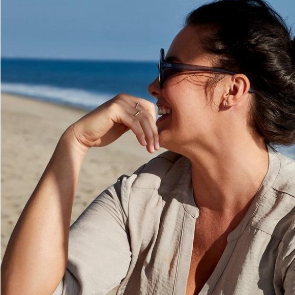 NWT Torrid Harper Satin Pullover 3/4 Sleeve Blouse neutral beige size 4XL. - Picture 6 of 14